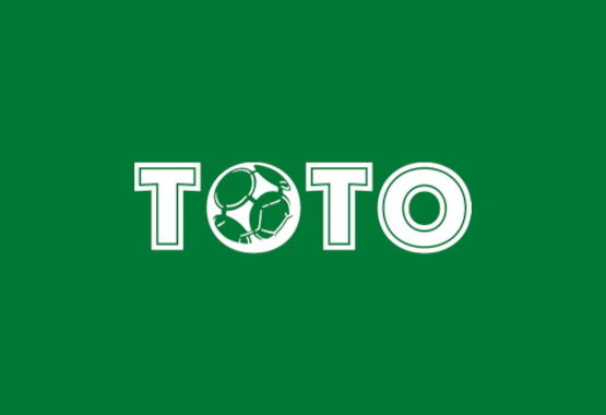 Logo TOTO in weiß auf grünem Hintergrund